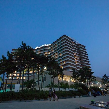Beache Palace Boryeong Exteriör bild