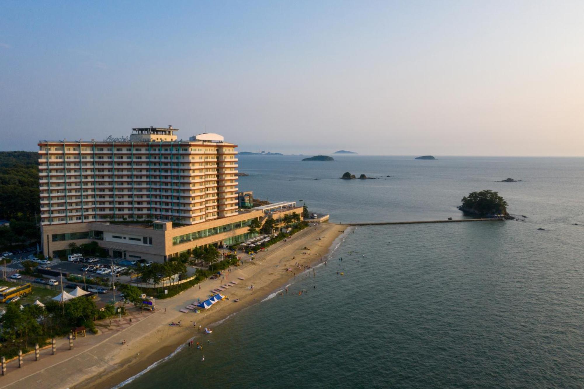 Beache Palace Boryeong Exteriör bild